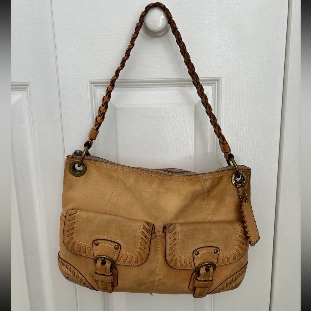 Authentic Vintage Coach Poppy (style 19013) medium shoulder bag in rich tan